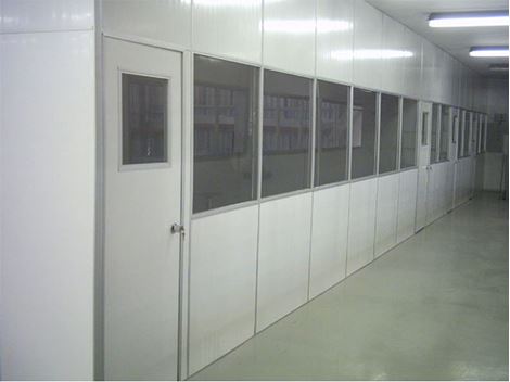 Divisórias de Interiores de PVC para Laboratório